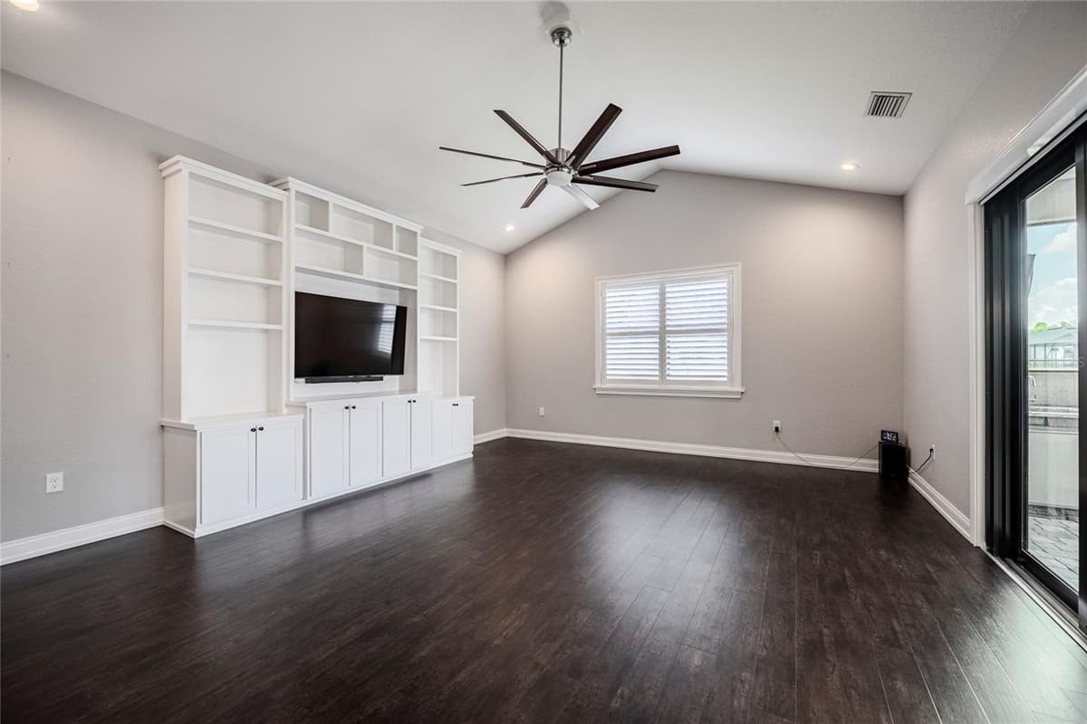 6545 EMERALD WOODS LANE — photo 30 of 55