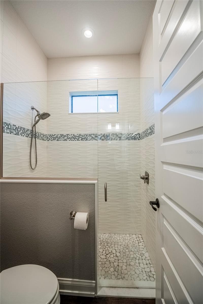 6545 EMERALD WOODS LANE — photo 25 of 55