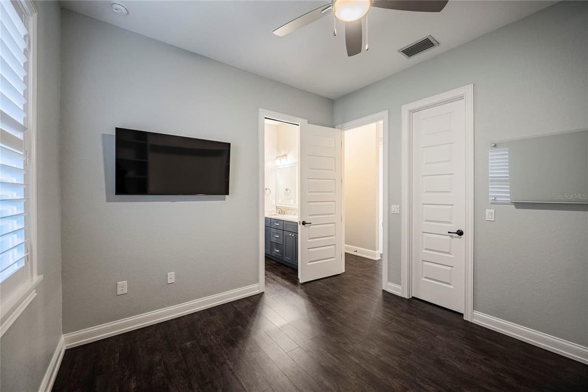 6545 EMERALD WOODS LANE — photo 23 of 55