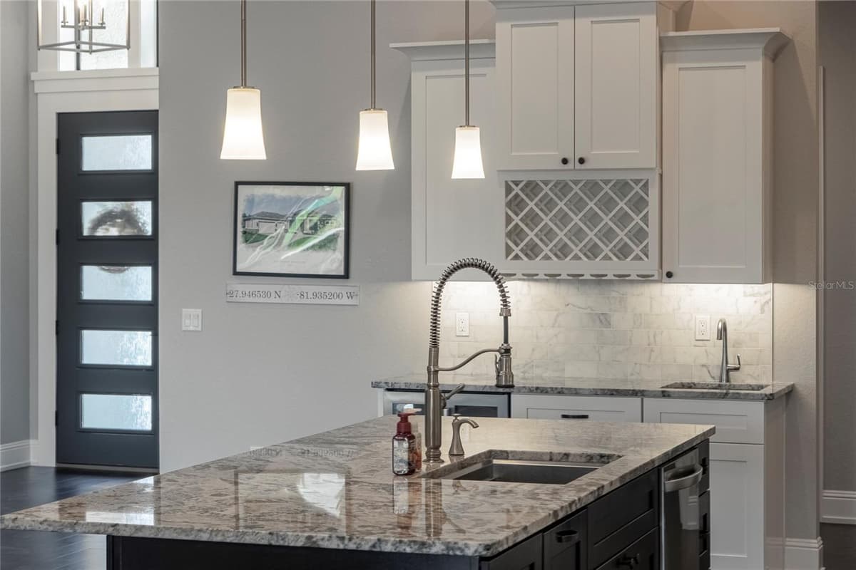 6545 EMERALD WOODS LANE — photo 4 of 55