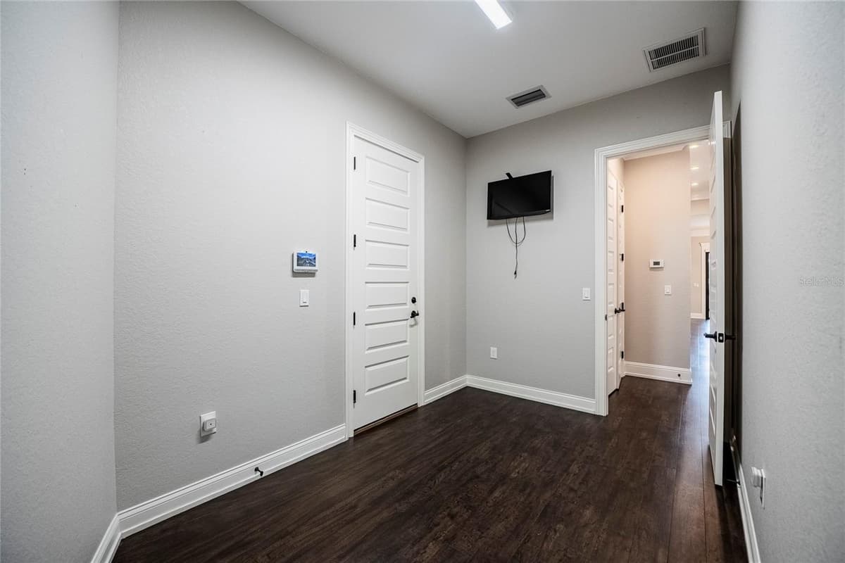 6545 EMERALD WOODS LANE — photo 39 of 55