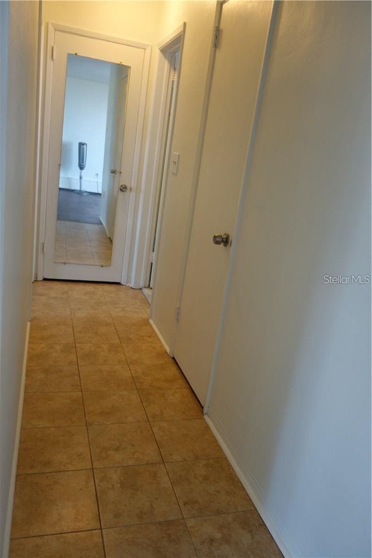 200 BETTY LANE — photo 6 of 13