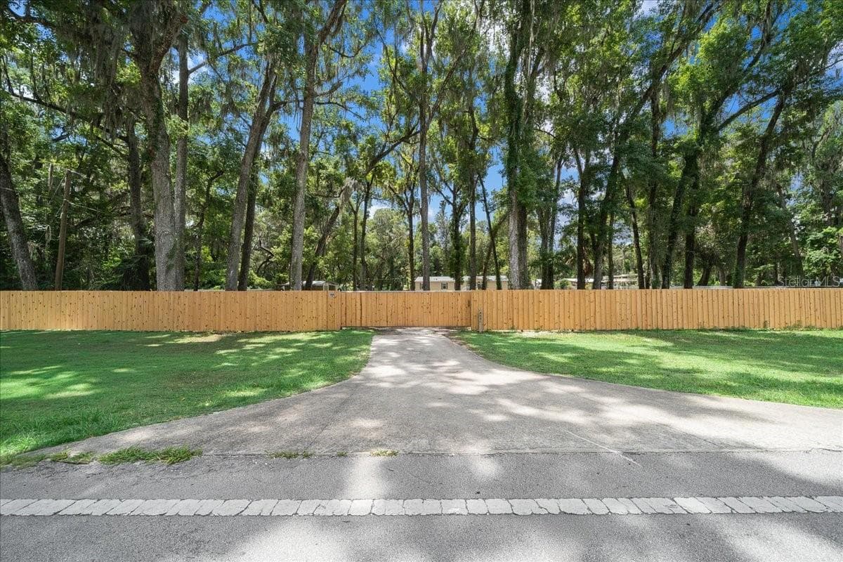 4886 HIGHWAY 316 — photo 4 of 54
