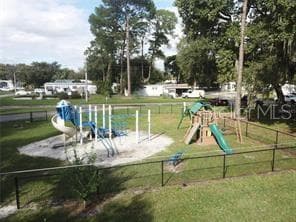 121 PINE TREE DRIVE — photo 18 of 25