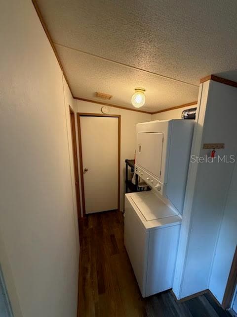 9050 196TH TERRACE — photo 17 of 44