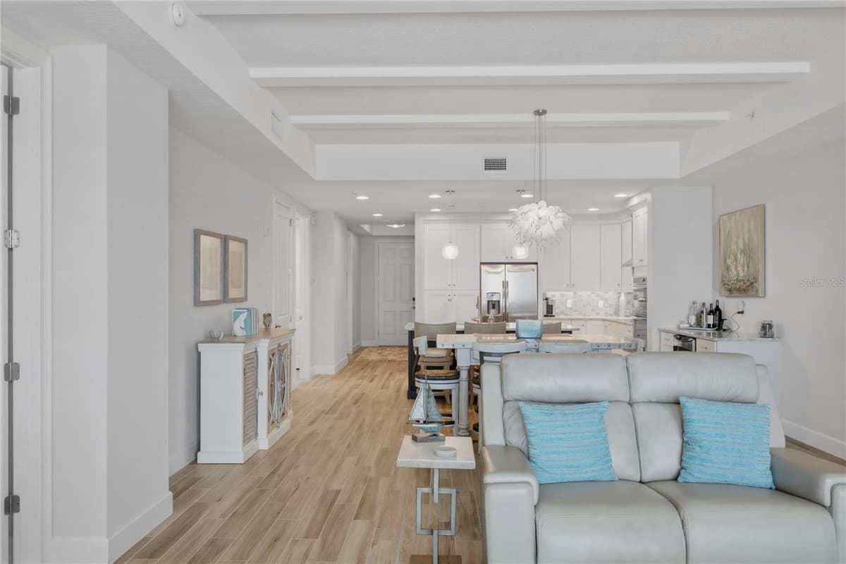807 ATLANTIC AVENUE — photo 17 of 34