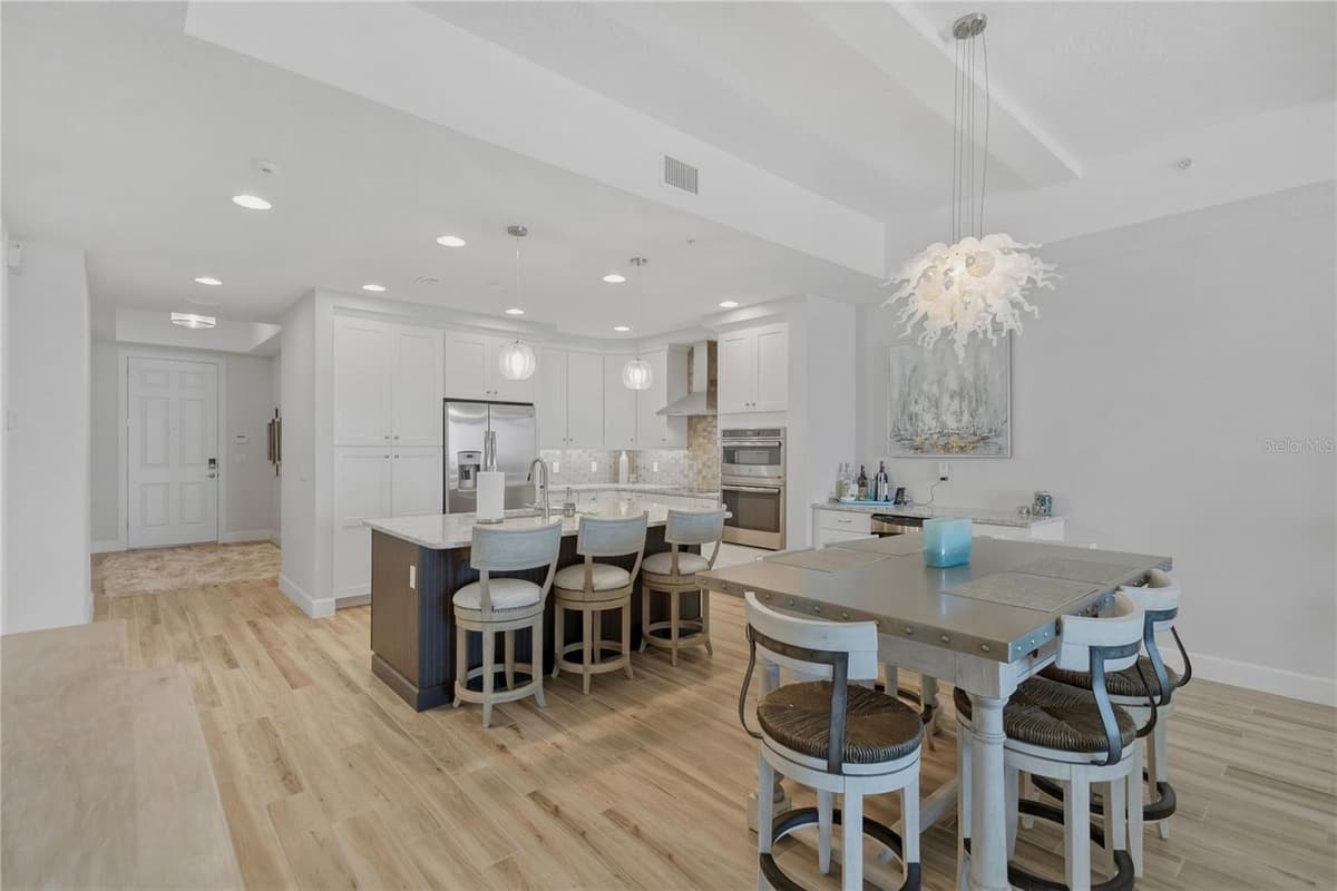 807 ATLANTIC AVENUE — photo 12 of 34