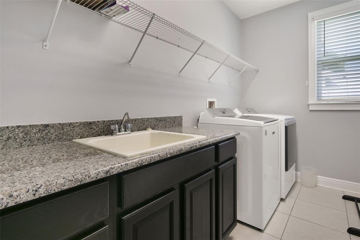 1315 ARDEN OAKS DRIVE — photo 37 of 40