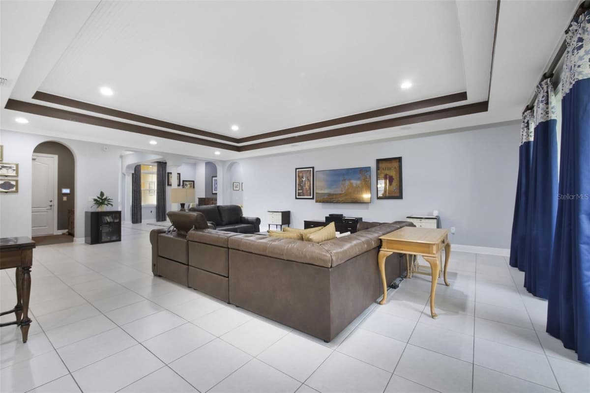 1315 ARDEN OAKS DRIVE — photo 17 of 40