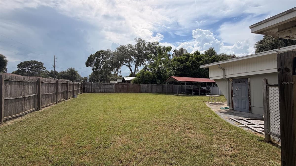 1411 LAKESHORE DRIVE — photo 23 of 28