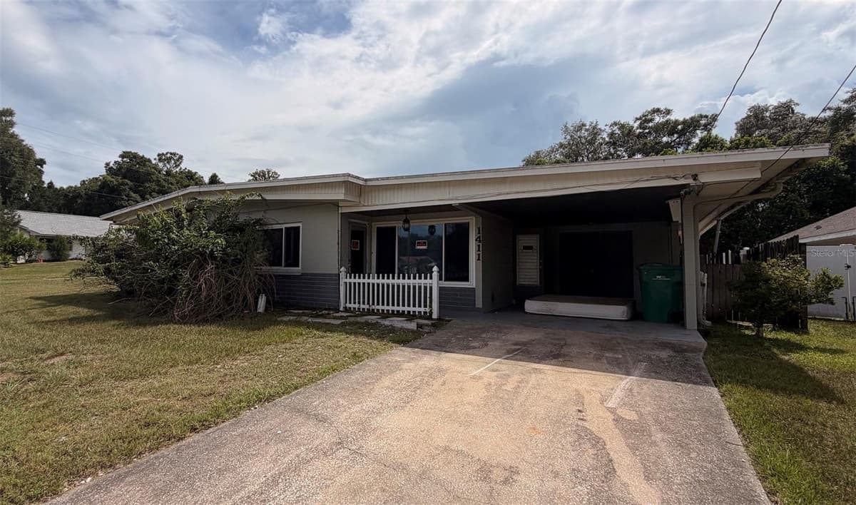 1411 LAKESHORE DRIVE — photo 1 of 28
