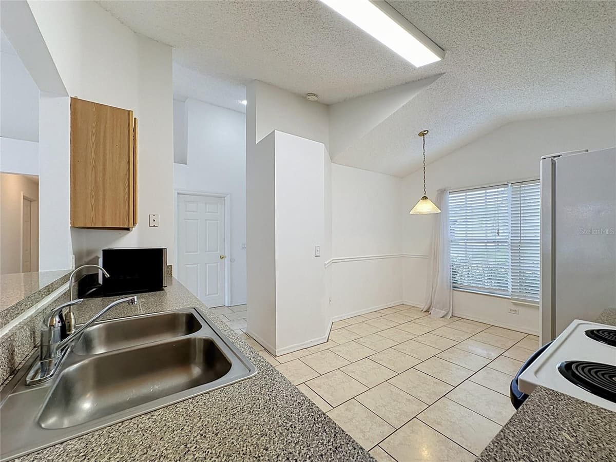 659 DURANGO LOOP STREET — photo 14 of 64