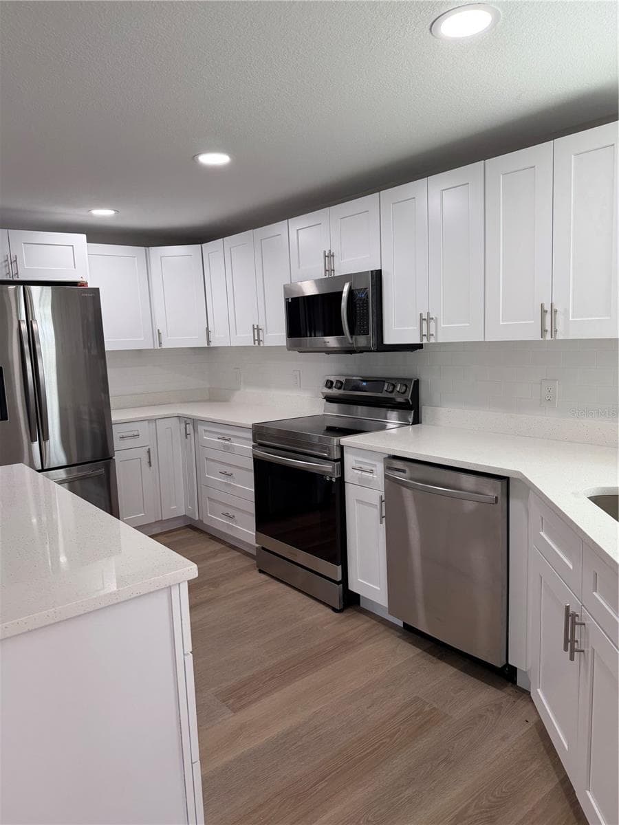 3441 CITRUS CIRCLE — photo 2 of 17