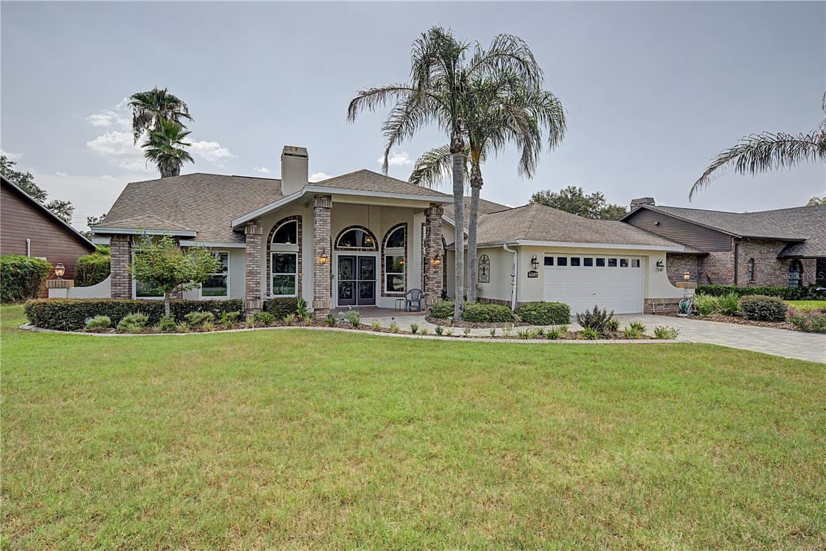 6207 HUNTINGTON DRIVE — photo 1 of 50