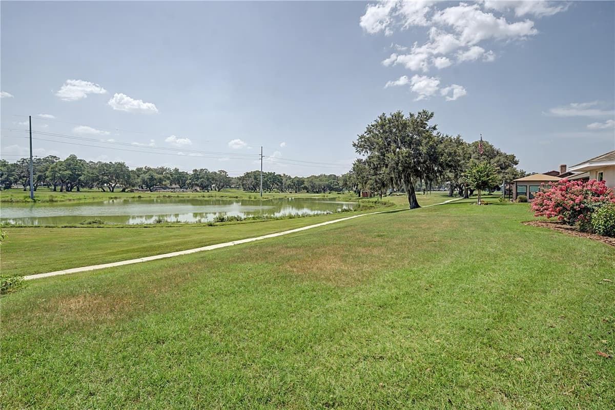 6207 HUNTINGTON DRIVE — photo 44 of 50
