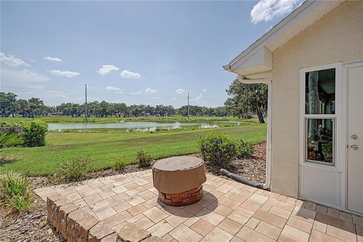 6207 HUNTINGTON DRIVE — photo 30 of 50