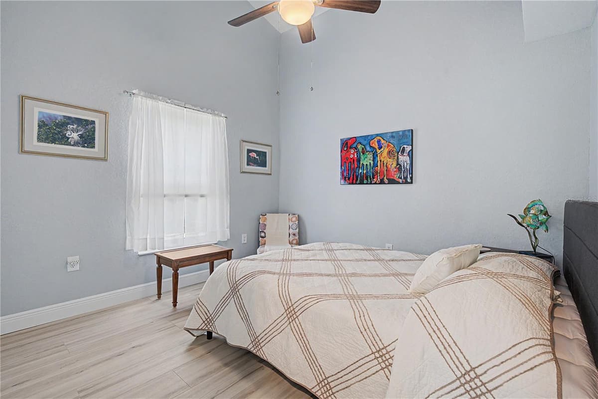 6207 HUNTINGTON DRIVE — photo 47 of 50