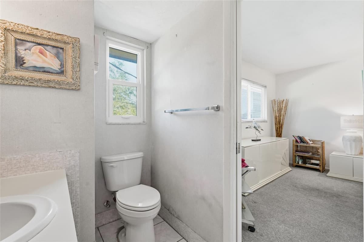615 PALM AVENUE — photo 19 of 36