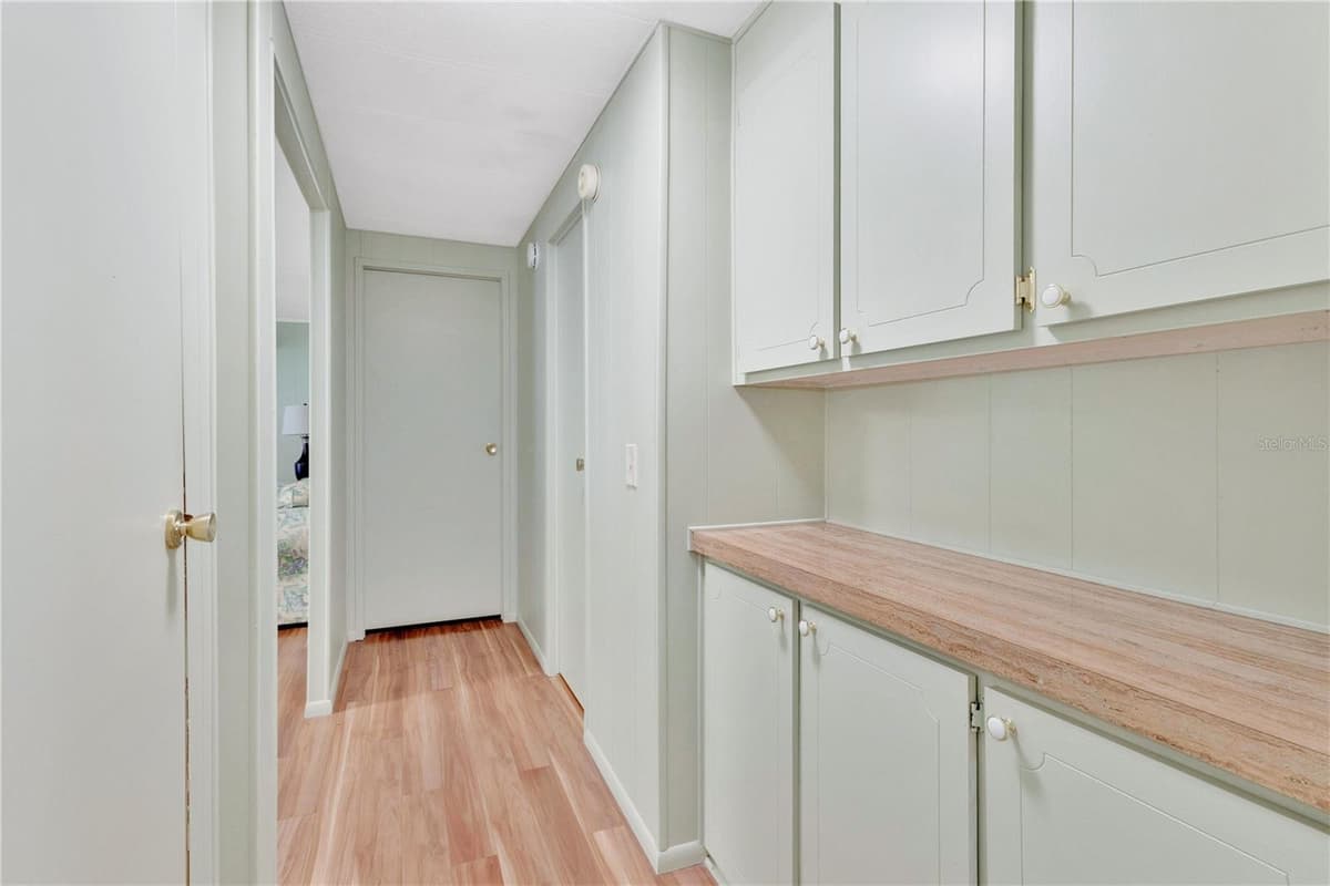 2527 LONGPINE LANE — photo 8 of 25