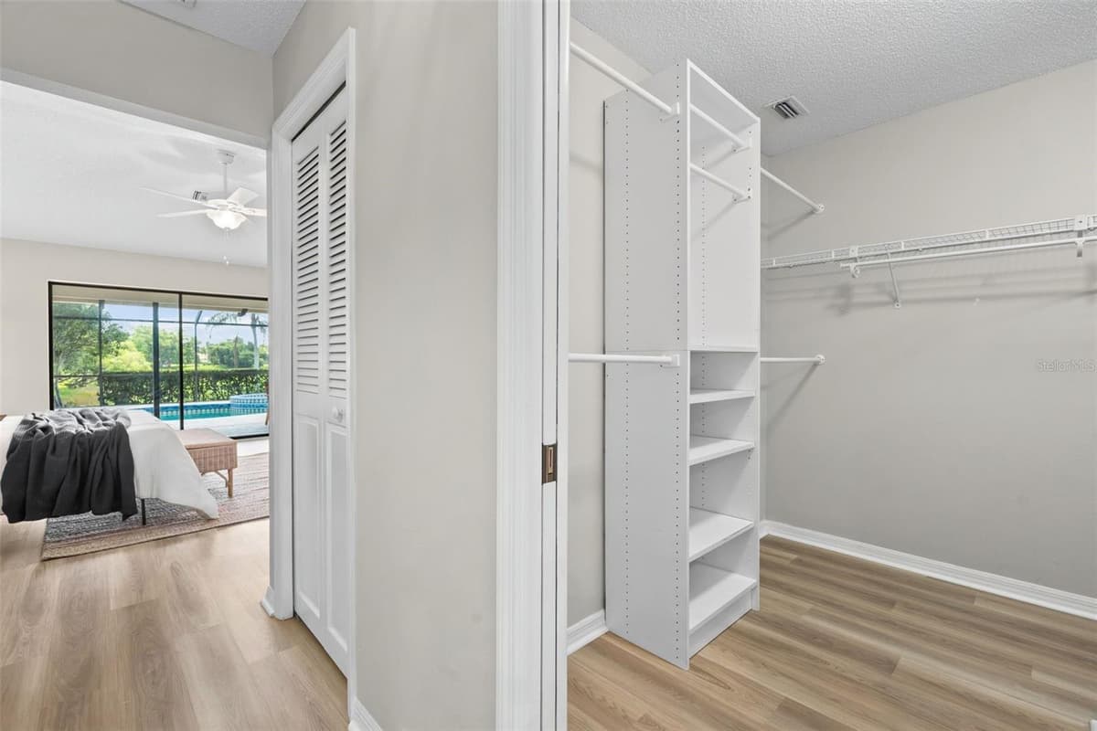 1318 VERMEER DRIVE — photo 36 of 86