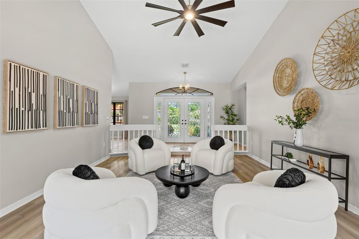 1318 VERMEER DRIVE — photo 13 of 86