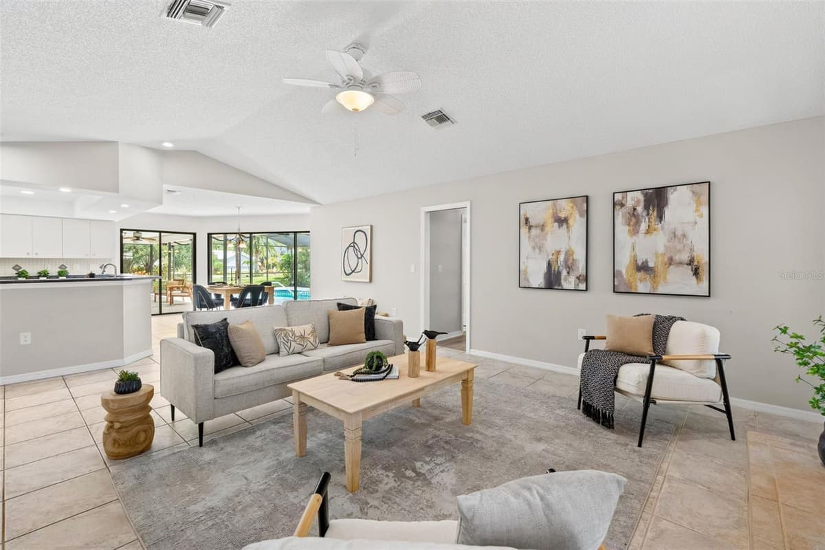 1318 VERMEER DRIVE — photo 31 of 86