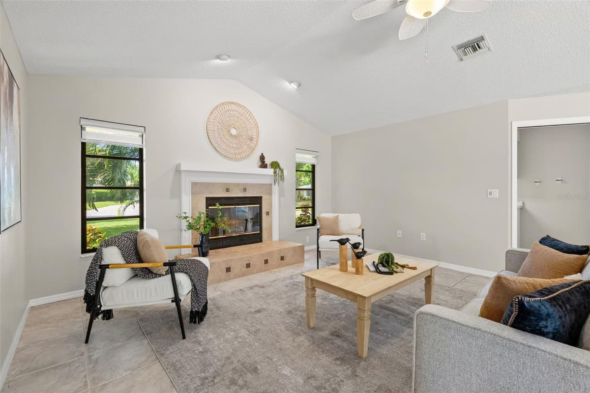 1318 VERMEER DRIVE — photo 29 of 86