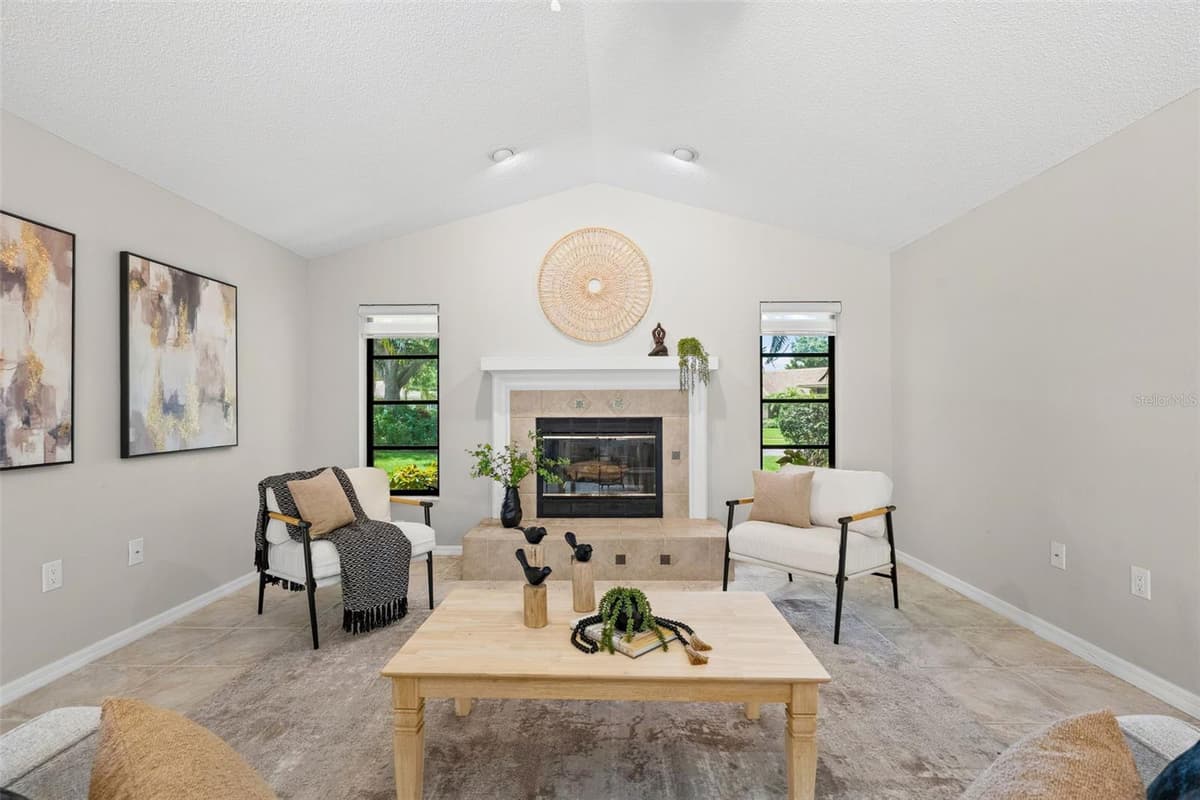 1318 VERMEER DRIVE — photo 30 of 86