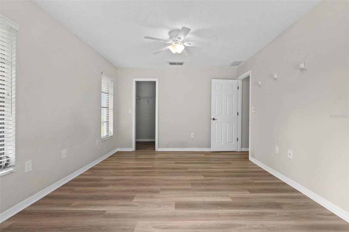 1318 VERMEER DRIVE — photo 49 of 86
