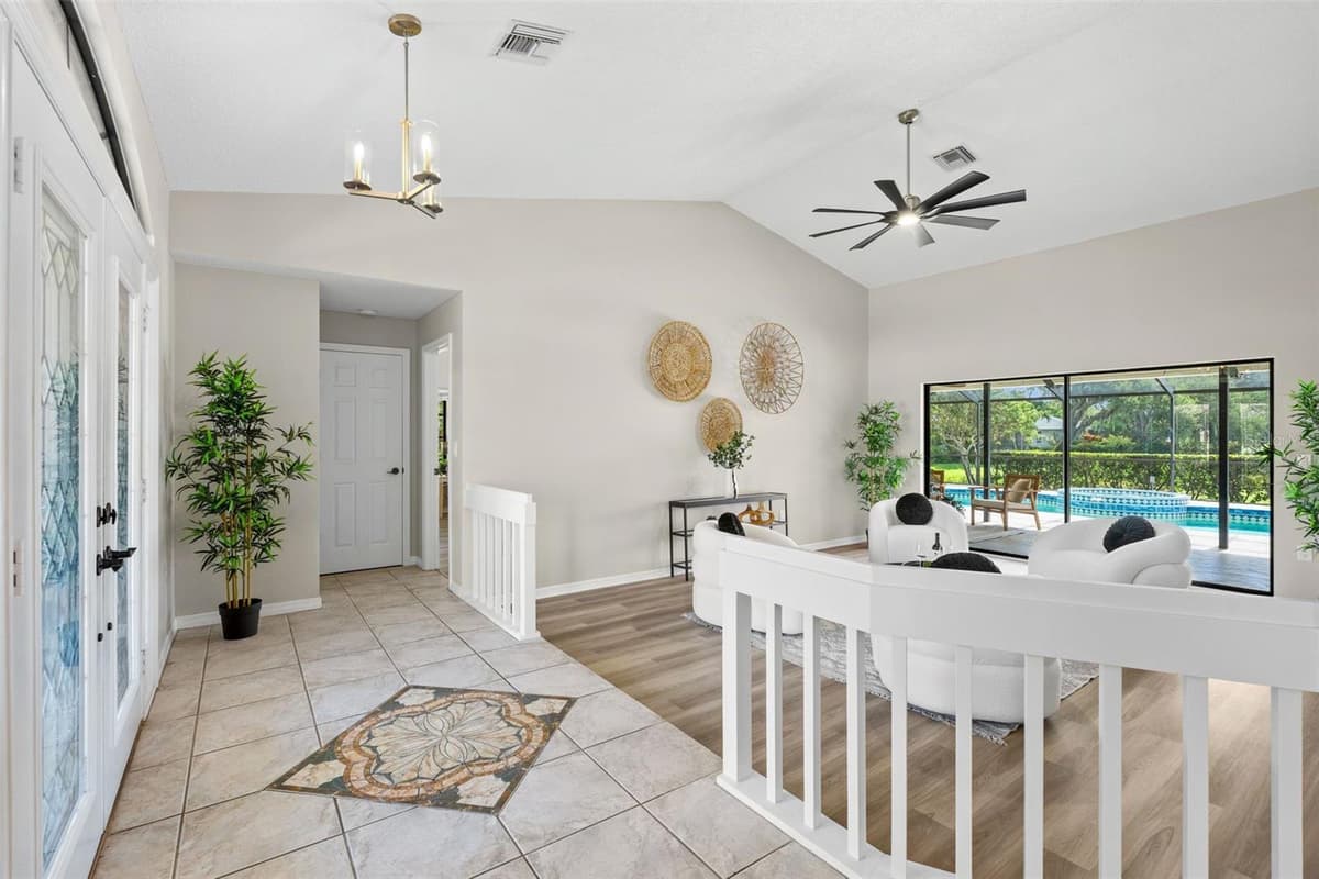 1318 VERMEER DRIVE — photo 15 of 86