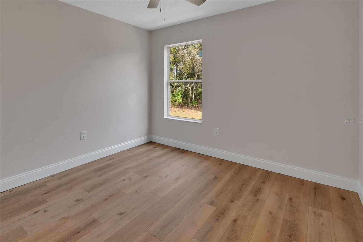 1251 SEMINOLE DRIVE — photo 28 of 47
