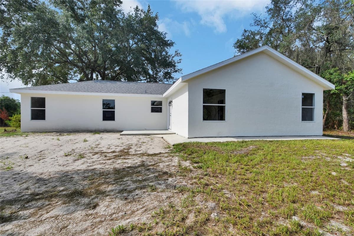 1251 SEMINOLE DRIVE — photo 32 of 47