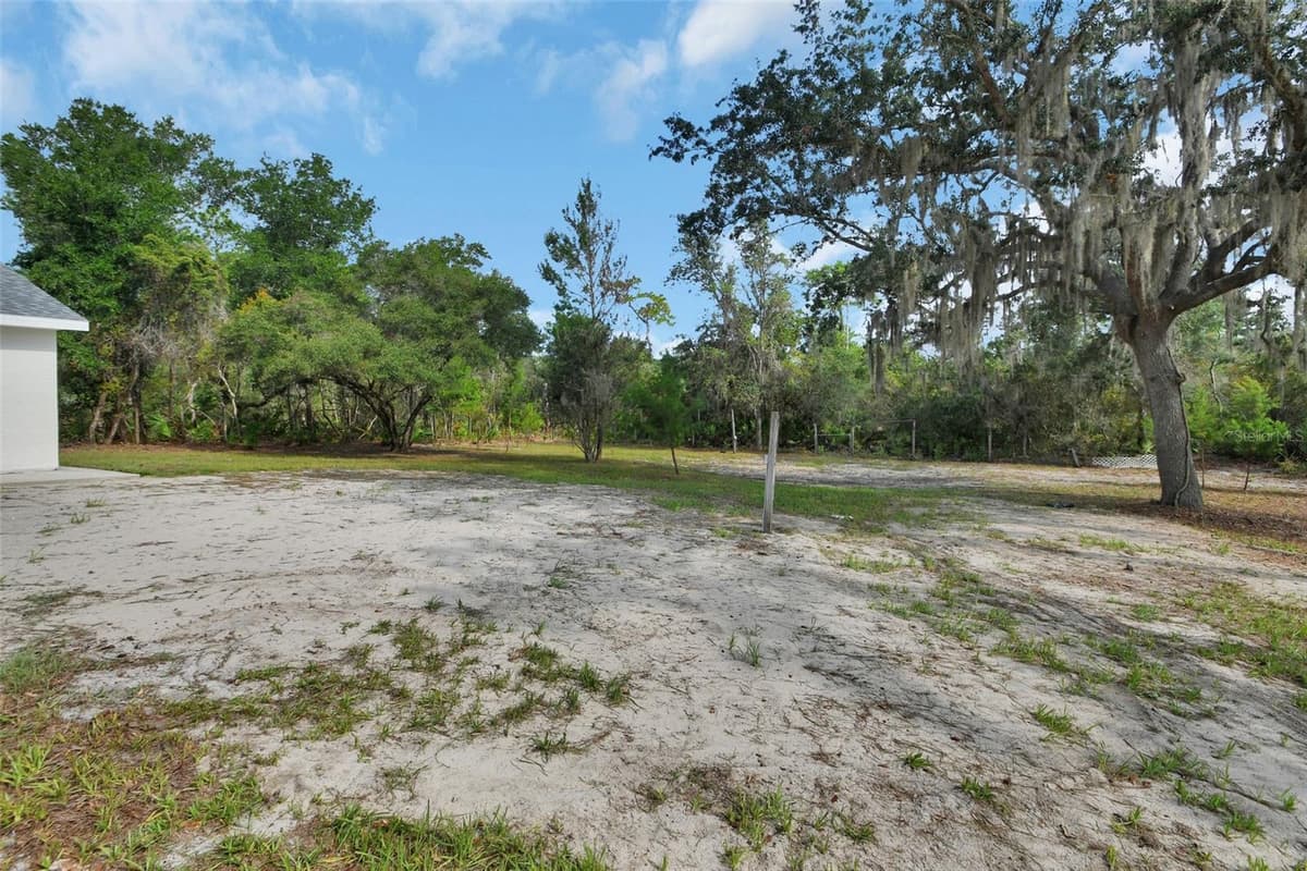 1251 SEMINOLE DRIVE — photo 33 of 47