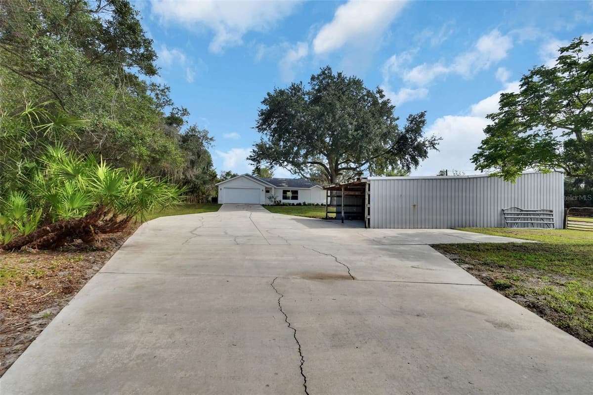 1251 SEMINOLE DRIVE — photo 37 of 47