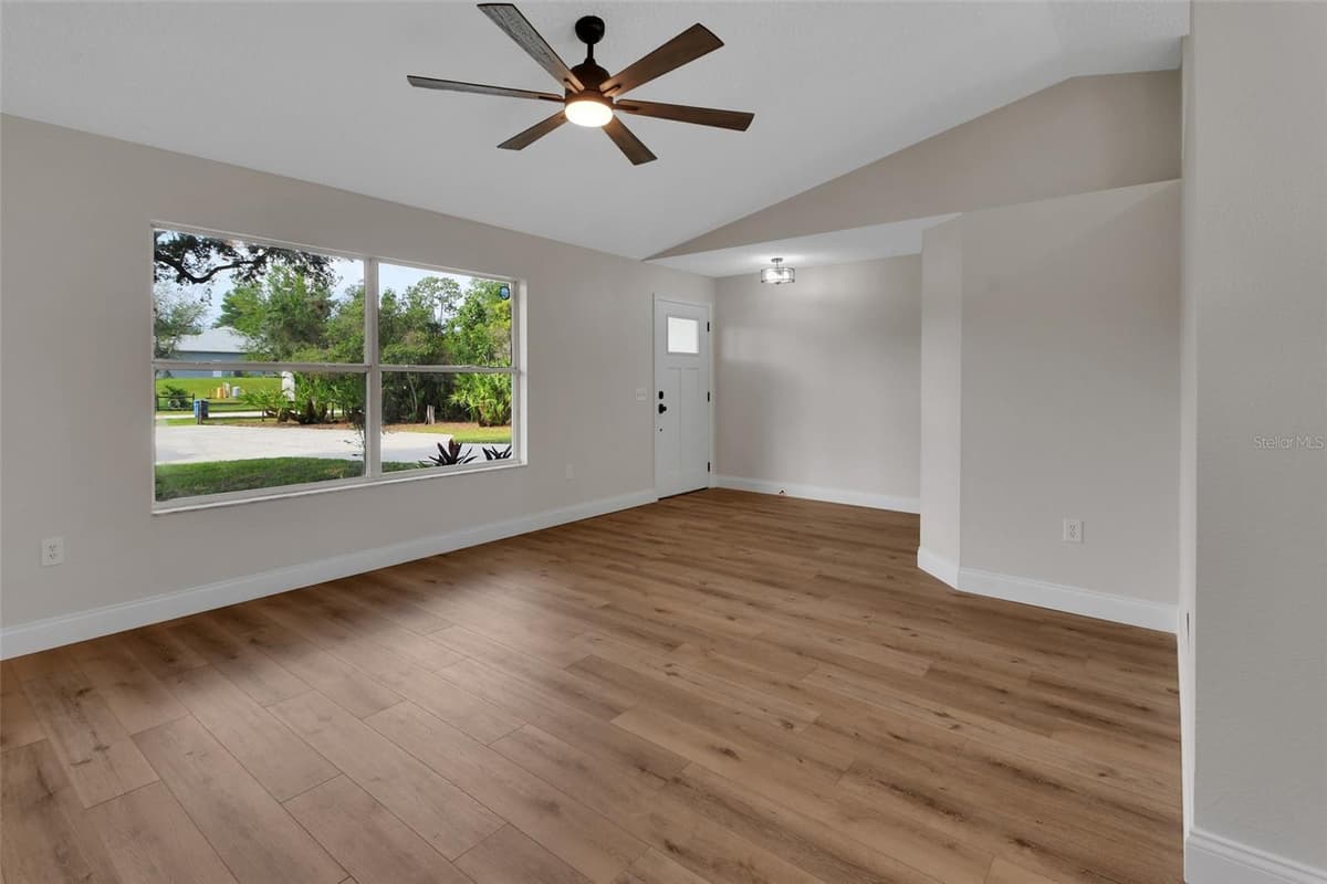1251 SEMINOLE DRIVE — photo 7 of 47