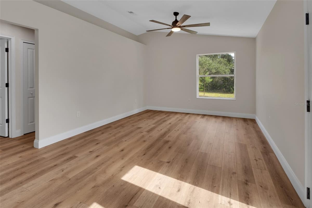 1251 SEMINOLE DRIVE — photo 15 of 47