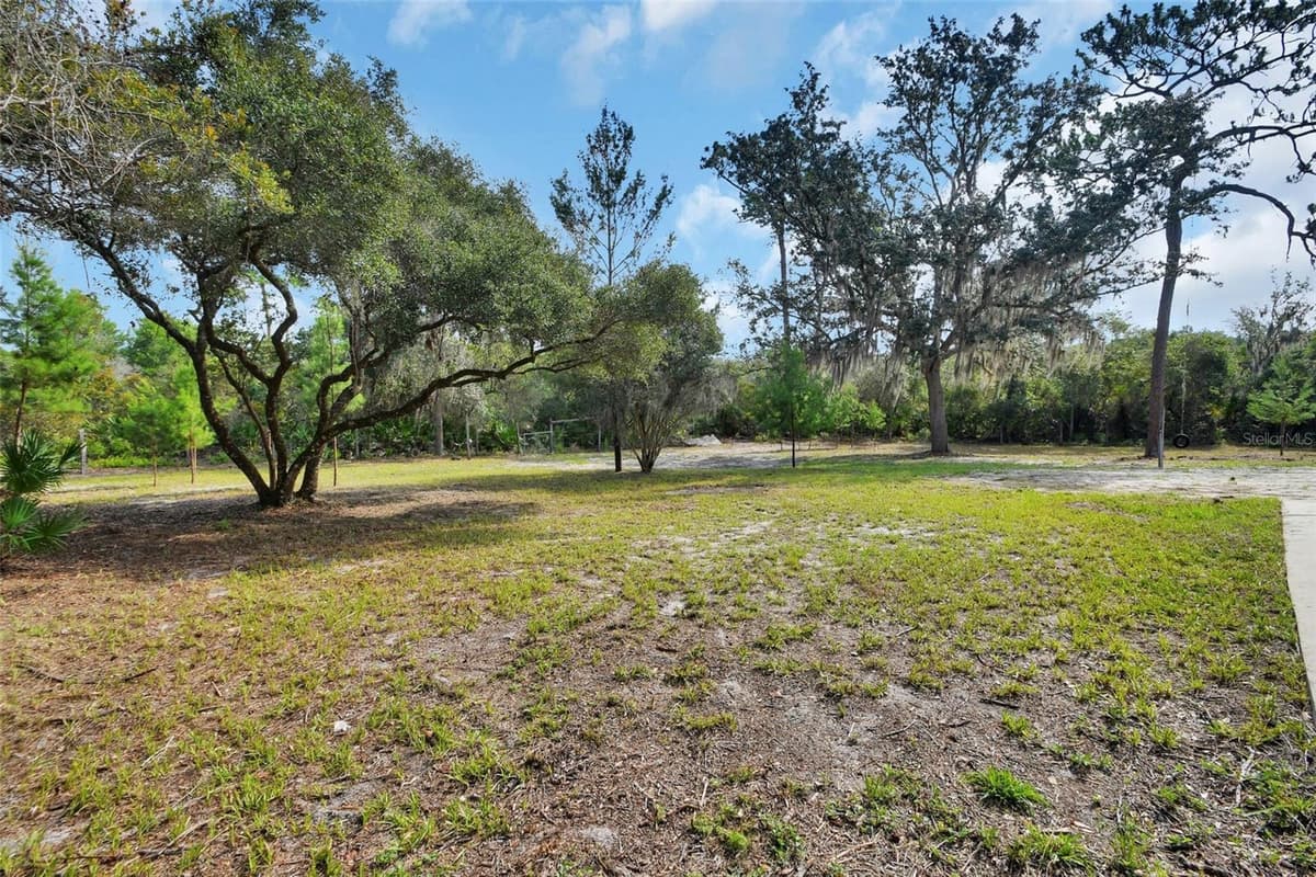 1251 SEMINOLE DRIVE — photo 31 of 47