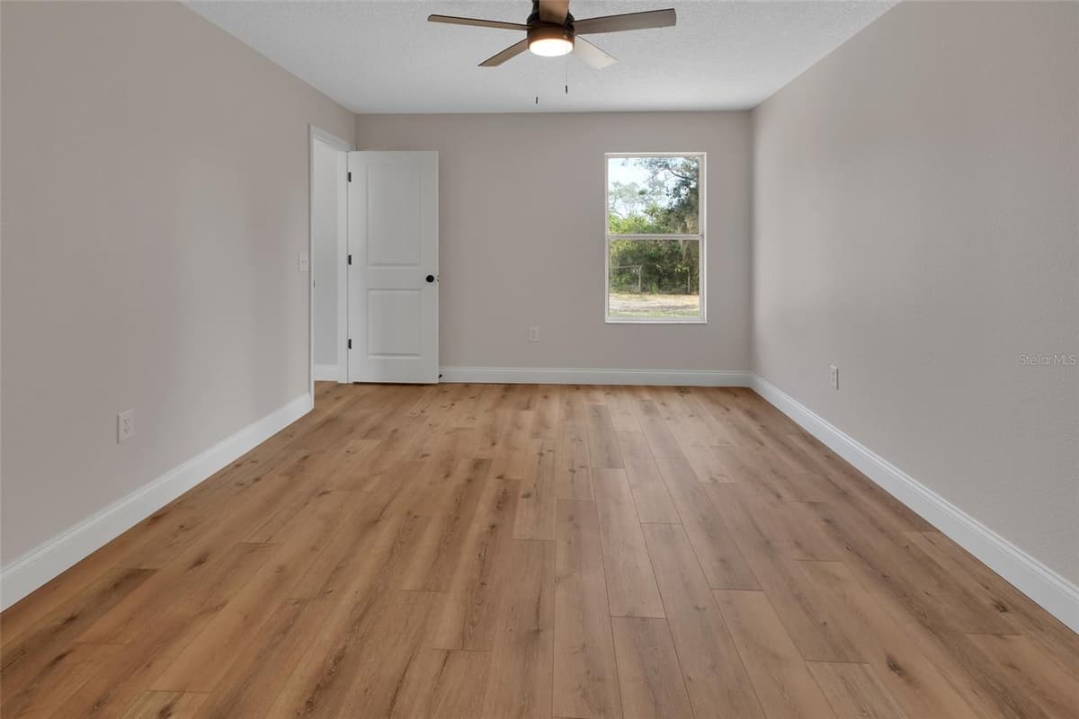 1251 SEMINOLE DRIVE — photo 21 of 47