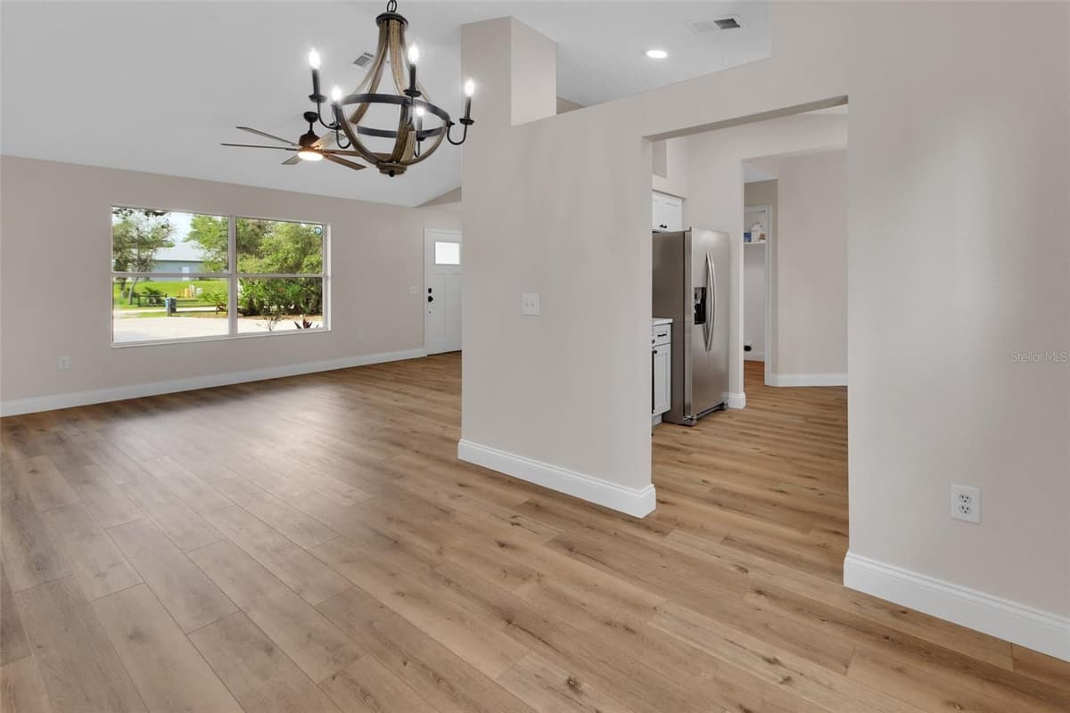 1251 SEMINOLE DRIVE — photo 10 of 47