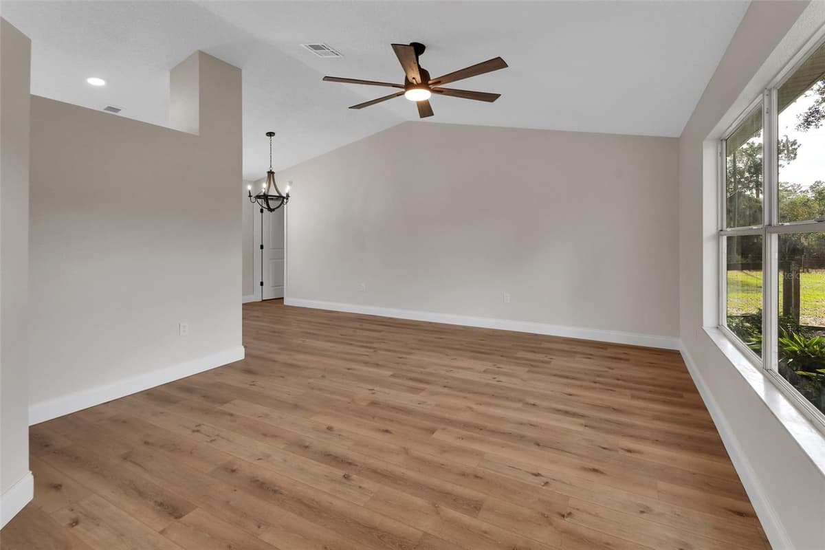 1251 SEMINOLE DRIVE — photo 5 of 47