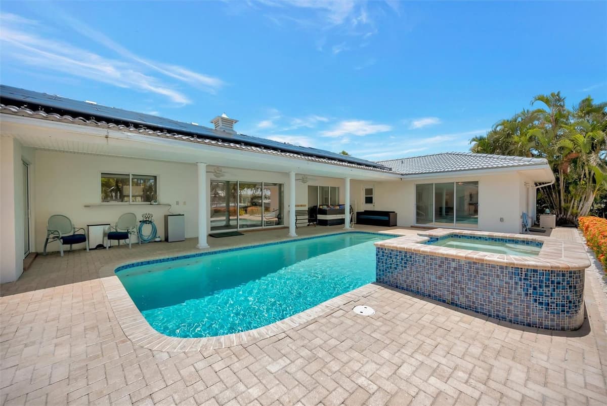 514 KEY ROYALE DRIVE — photo 46 of 52