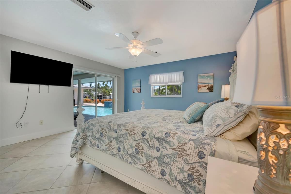 514 KEY ROYALE DRIVE — photo 38 of 52
