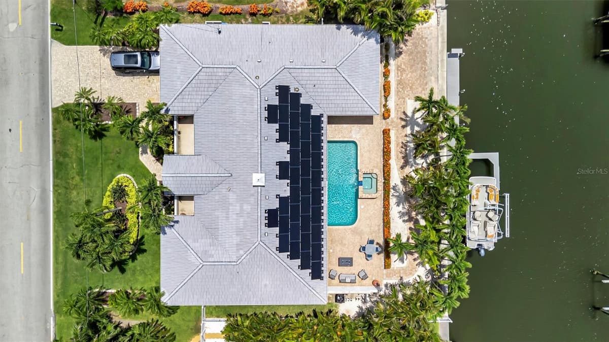 514 KEY ROYALE DRIVE — photo 6 of 52