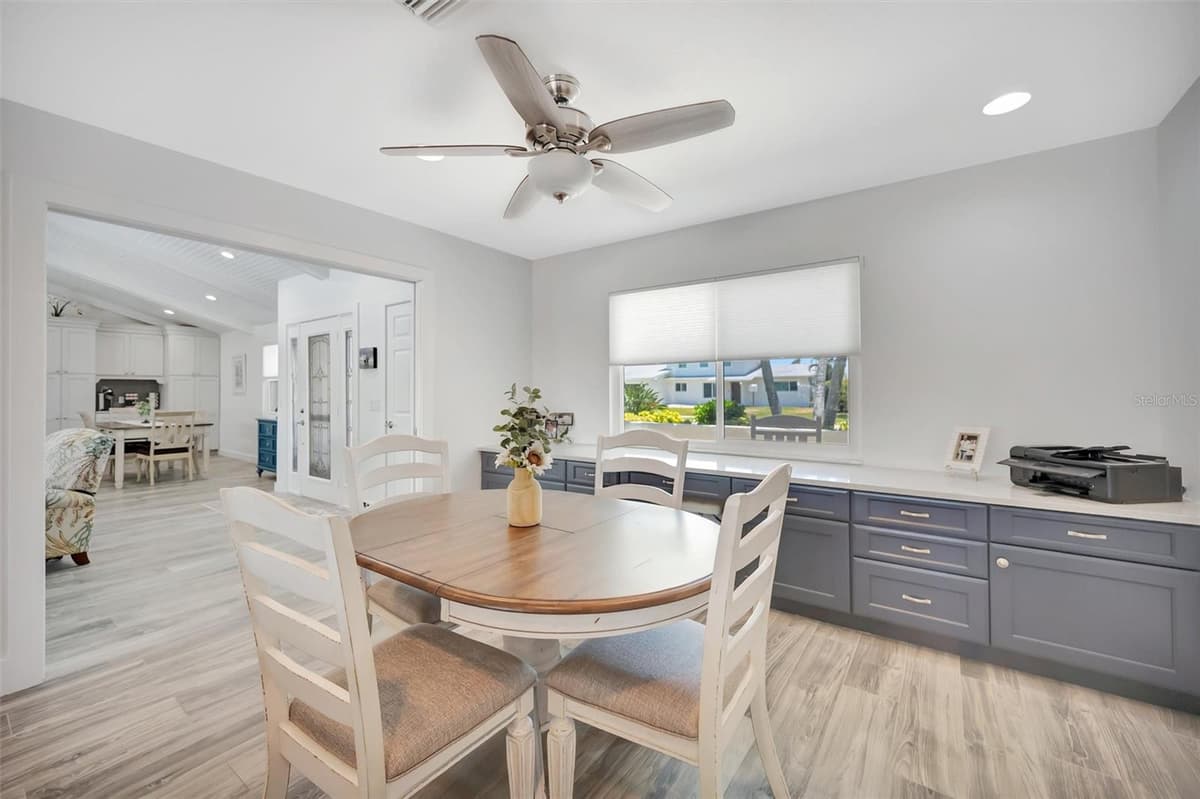 514 KEY ROYALE DRIVE — photo 21 of 52
