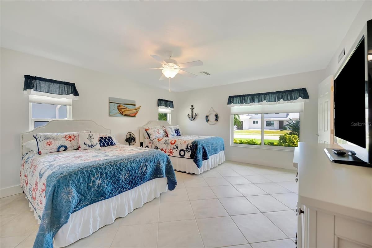 514 KEY ROYALE DRIVE — photo 34 of 52