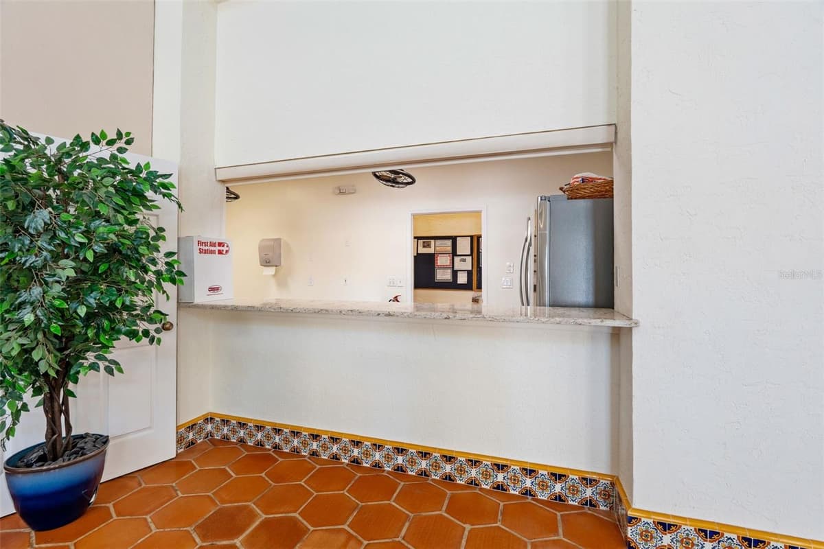 6101 34TH STREET — photo 64 of 82