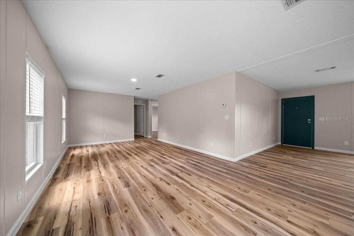 38 70TH CIRCLE — photo 13 of 49