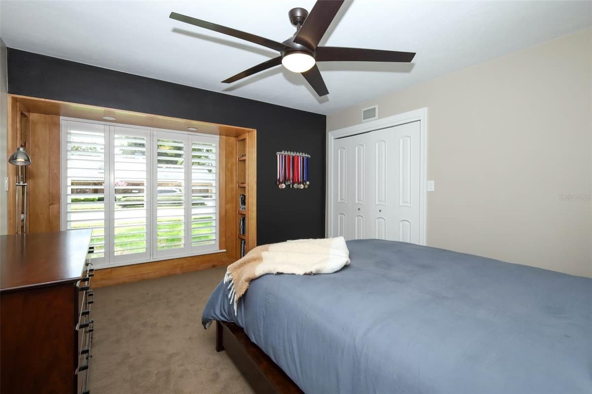 280 SPRING LAKE DRIVE — photo 40 of 90