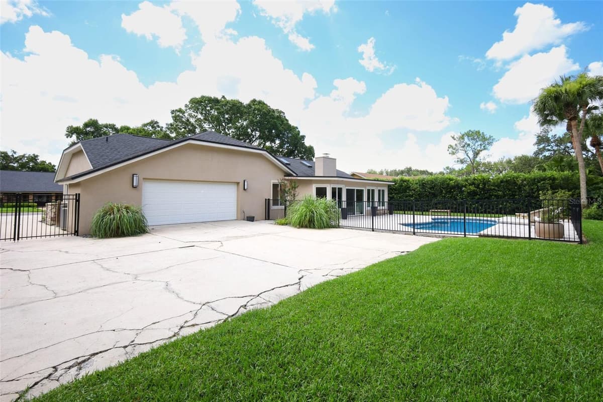 280 SPRING LAKE DRIVE — photo 80 of 90