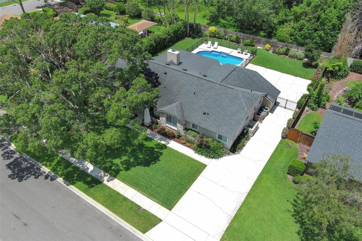 280 SPRING LAKE DRIVE — photo 84 of 90
